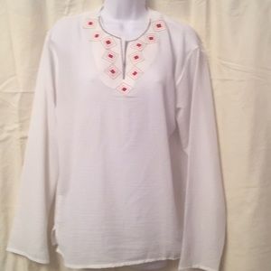 Light weight stretchy Levi top.